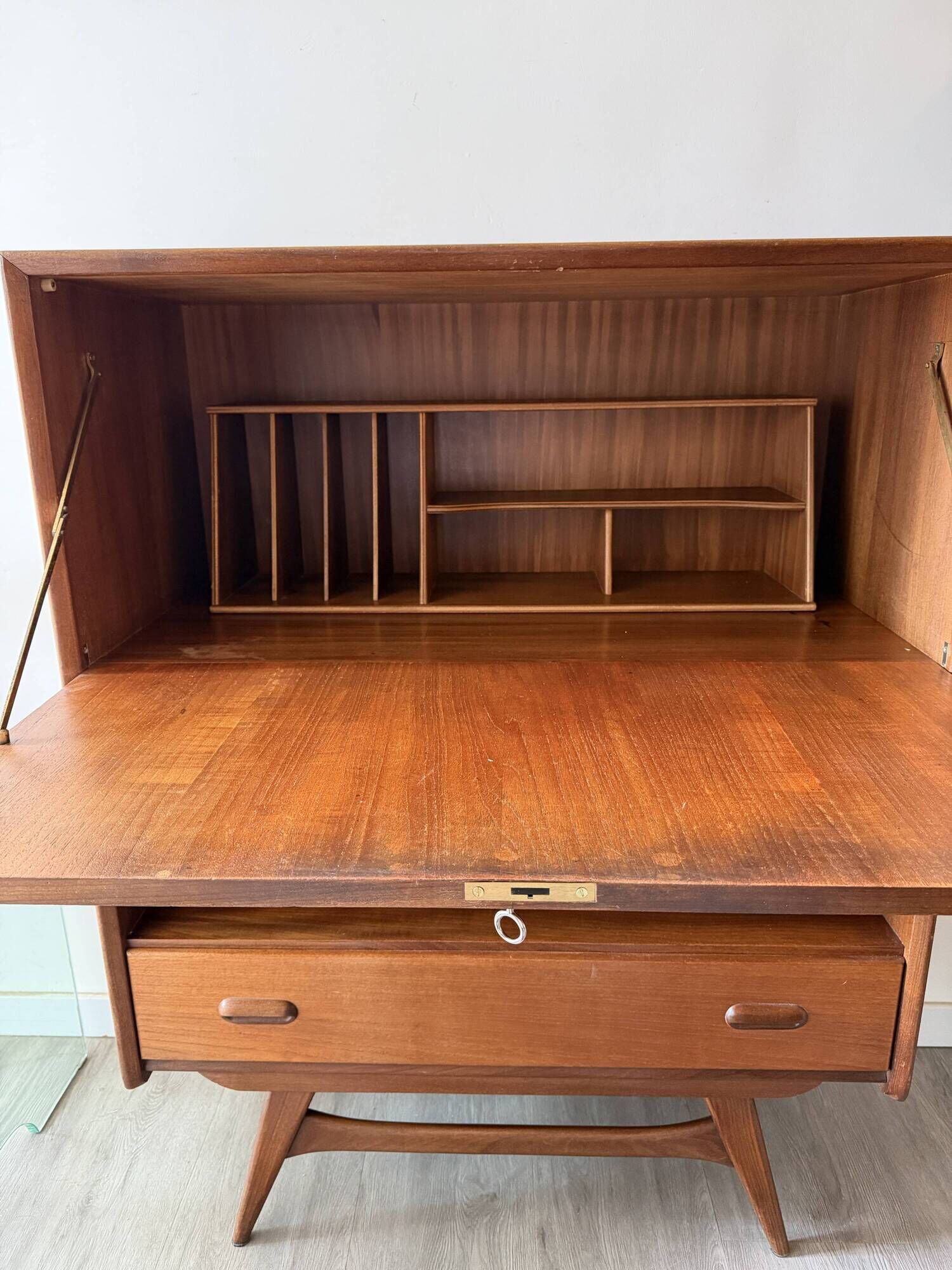 Louis van Teefelen for Webé cabinet