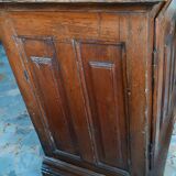 Grand Buffet Antique Du 17ème Siècle En Noyer Du Nord De l'Italie