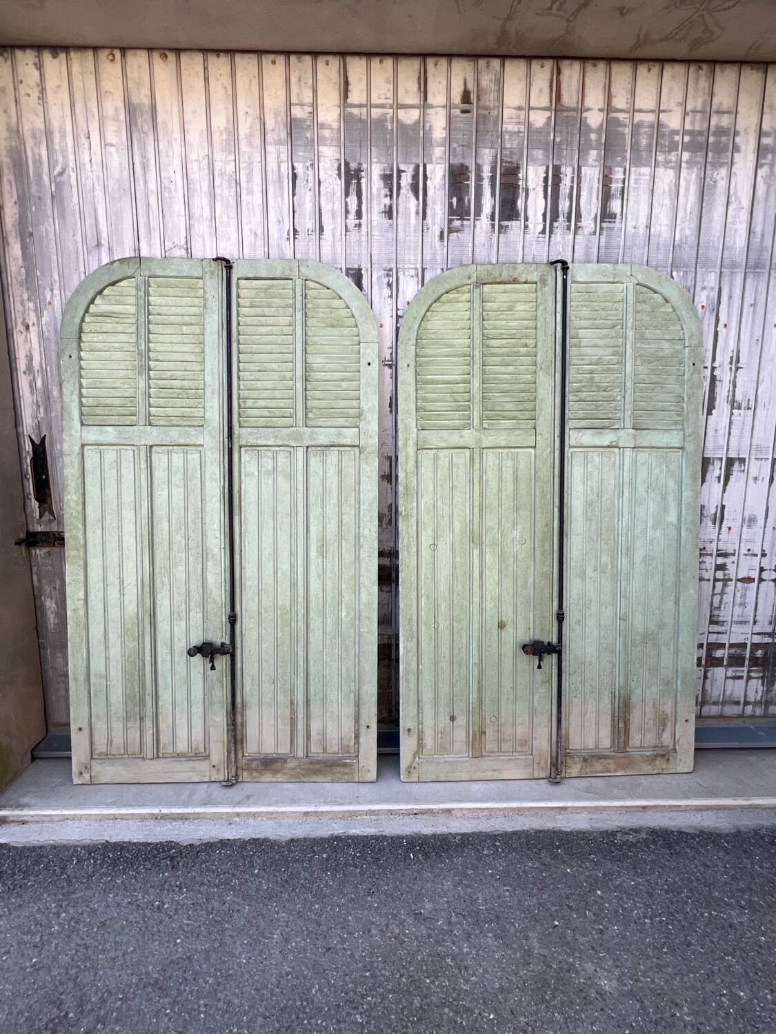 Pairs of shutters