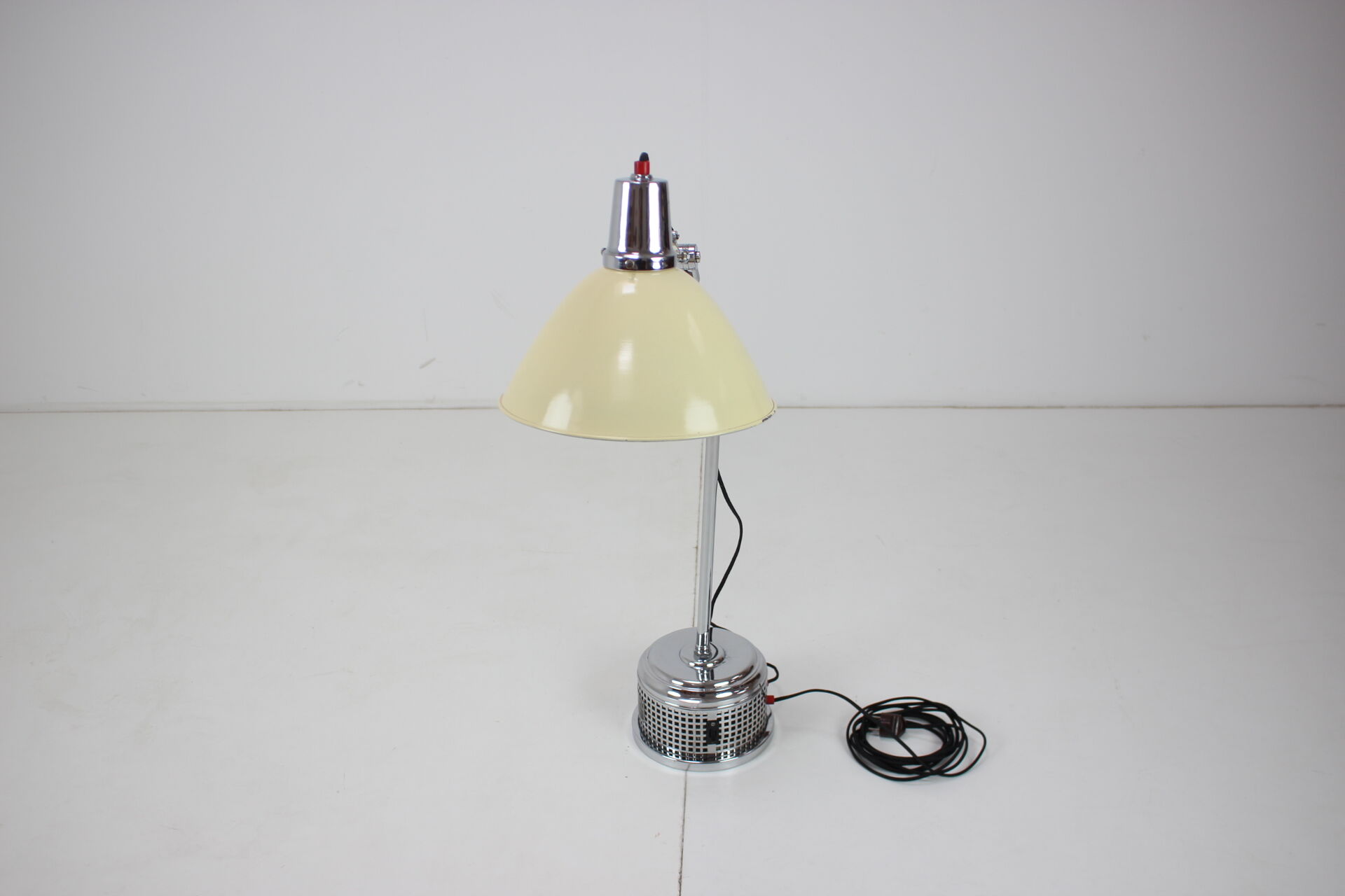 Art-deco adjustable floor or table lamp, Perihel.