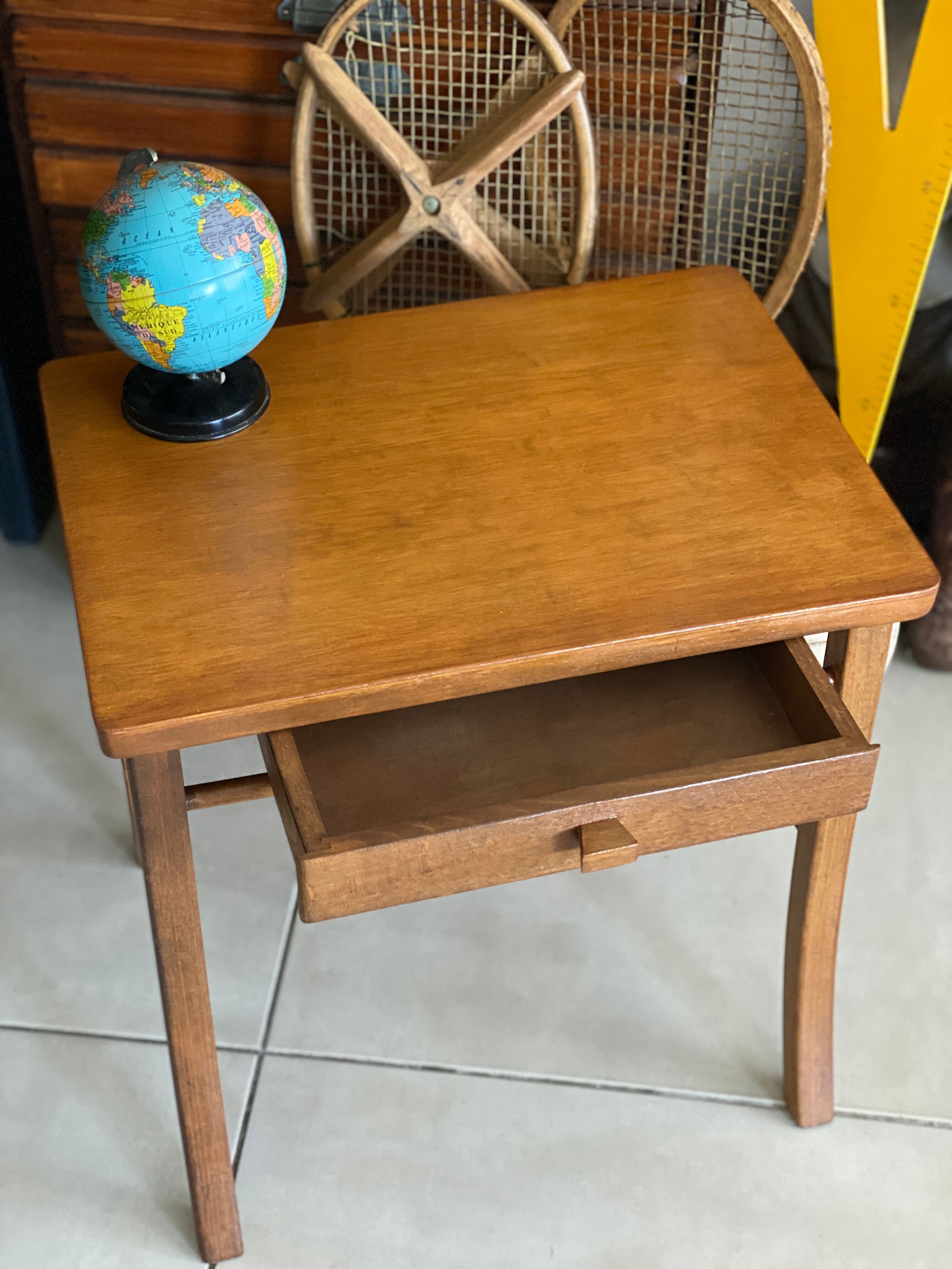 Ensemble bureau et chaise enfant Baumann