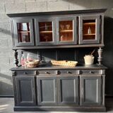 Kitchen cabinet in refinished fir