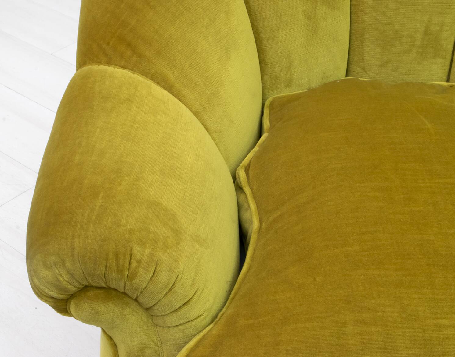 Pair of Mid-Century Modern Italian Velvet Armchairs, 1950s