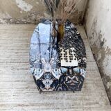 90s coffee table with Agate stone effect.