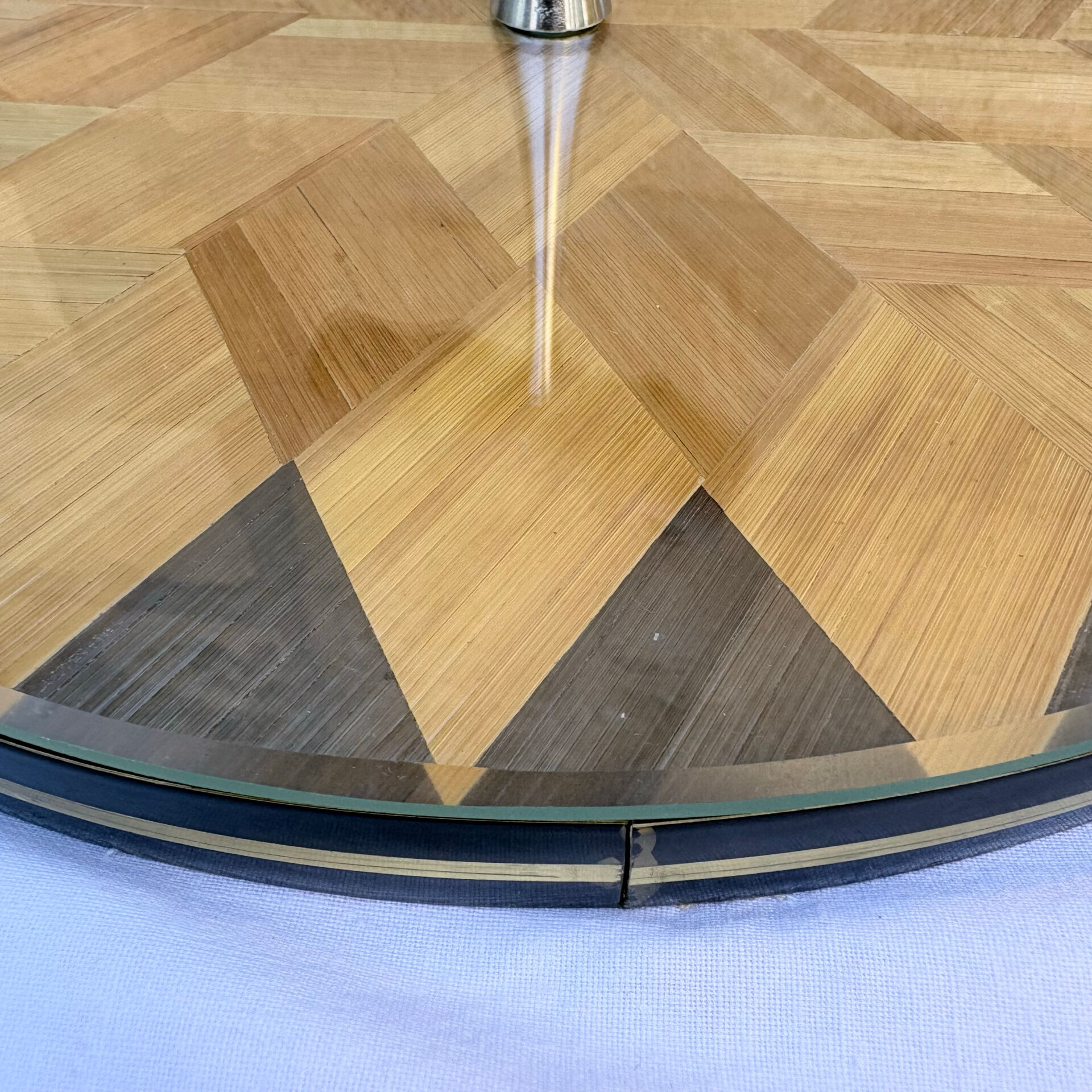 Plateau service straw marquetry