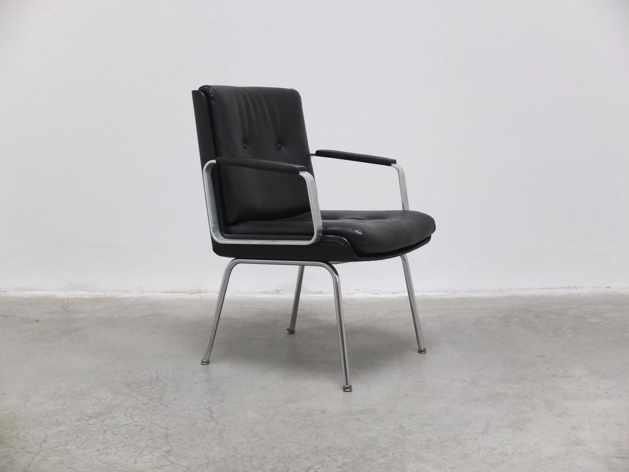 Executive leather armchair by Egon Eiermann for Wilde + Spieth, 1960s