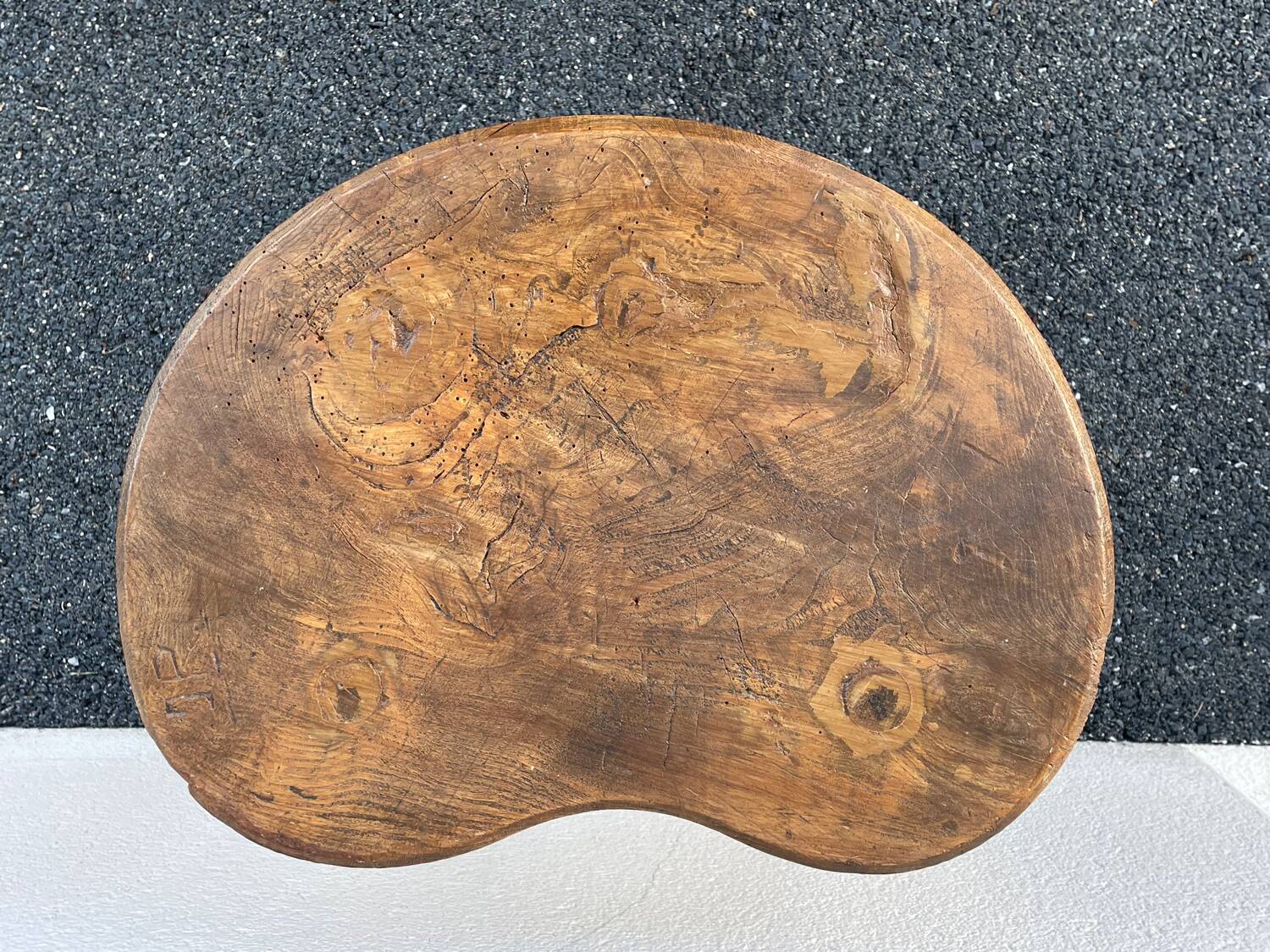 French brutalist tripod