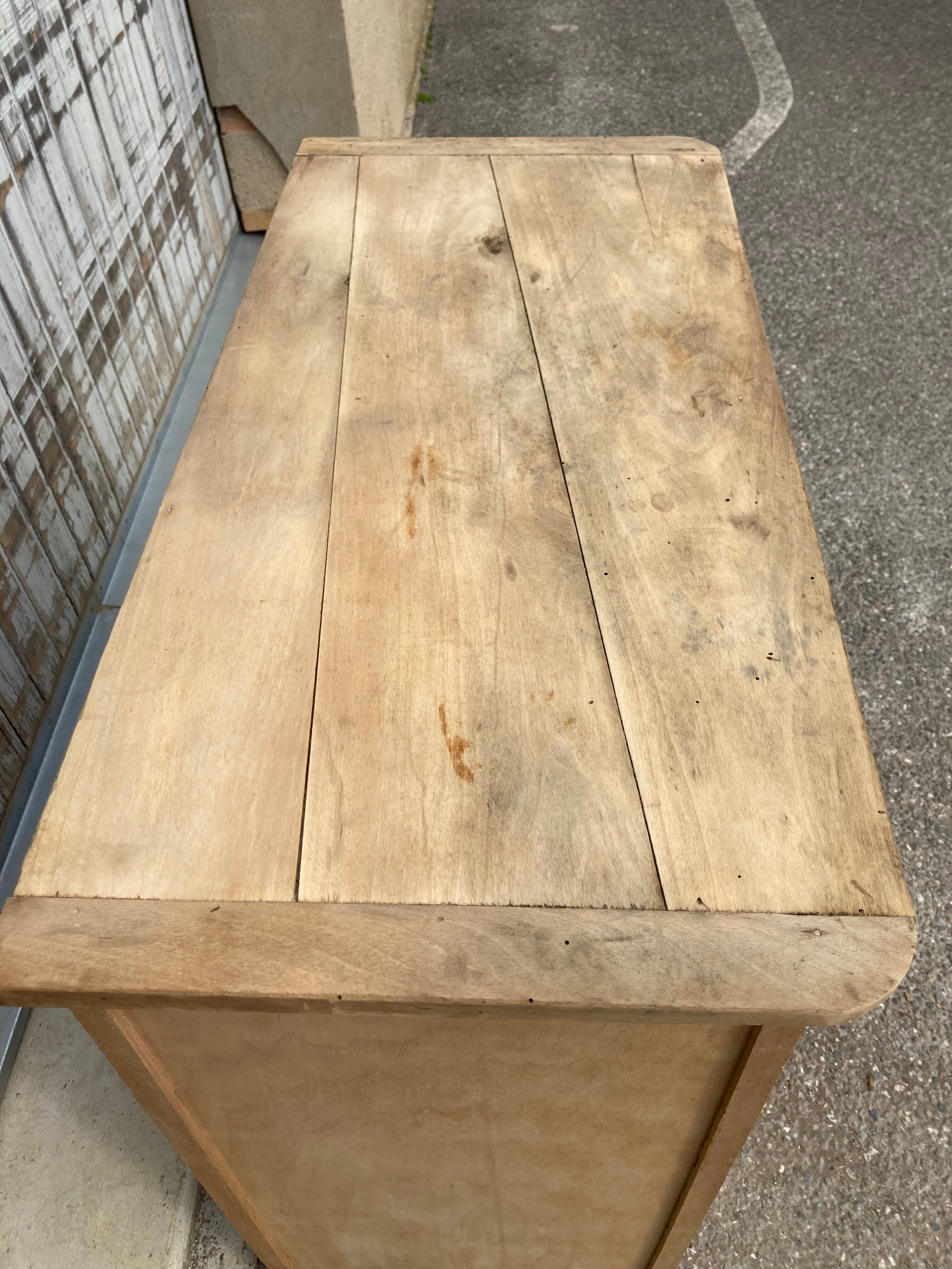 Natural Parisian buffet