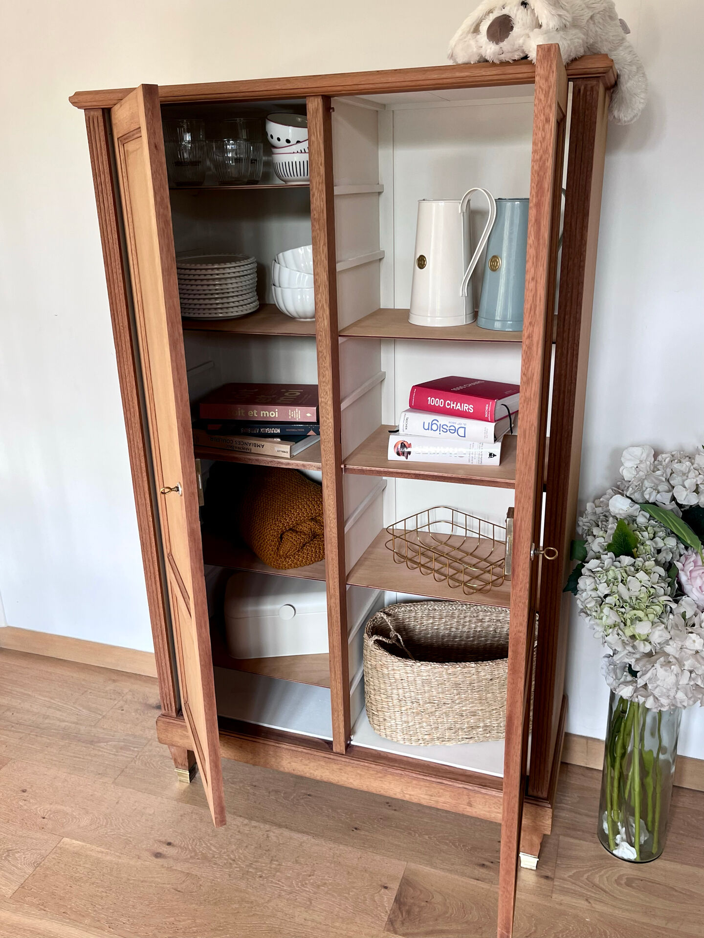 Armoire bibliothèque vintage