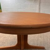 Baumann dining table