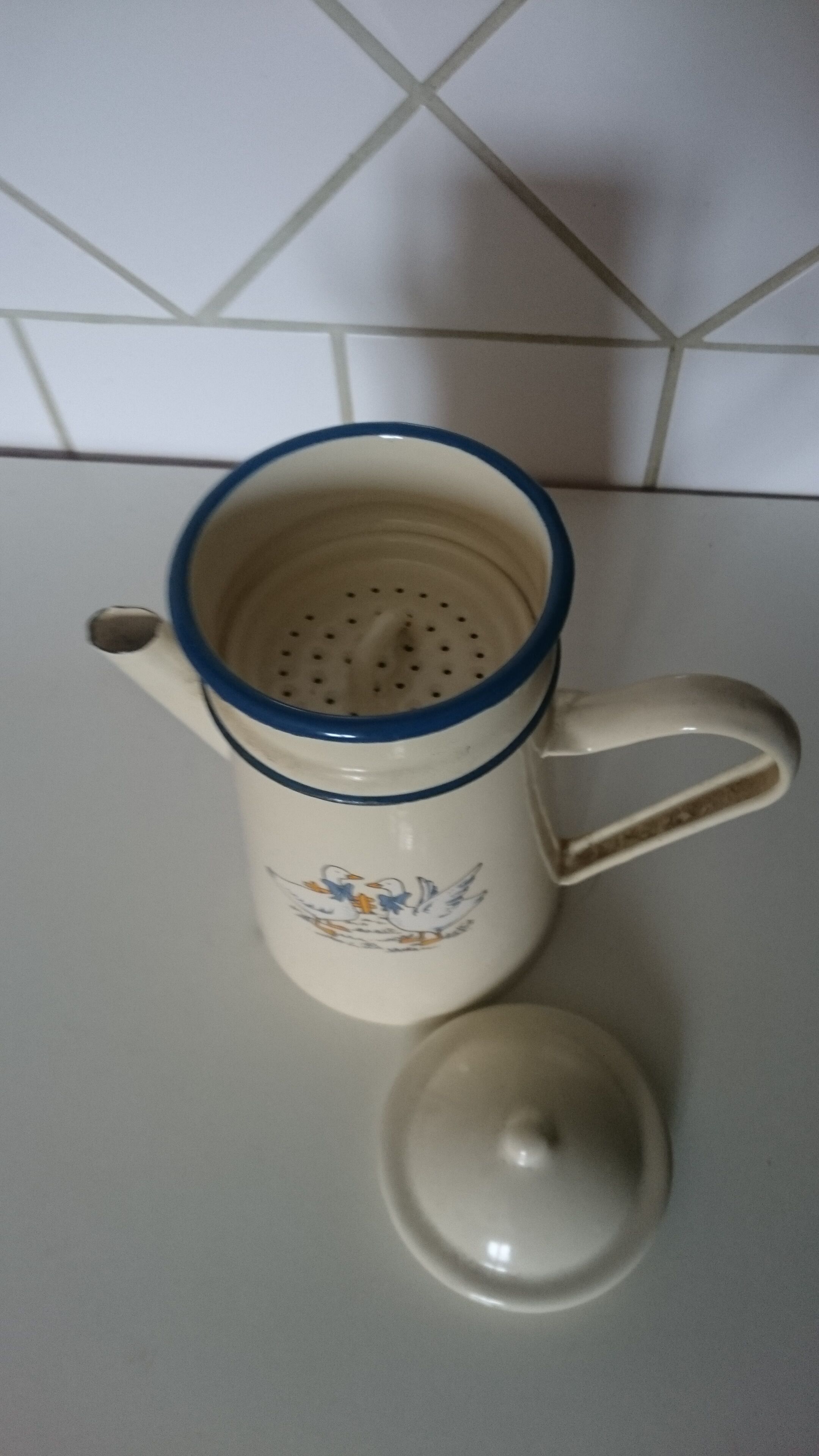 Vintage enamelled sheet coffee maker