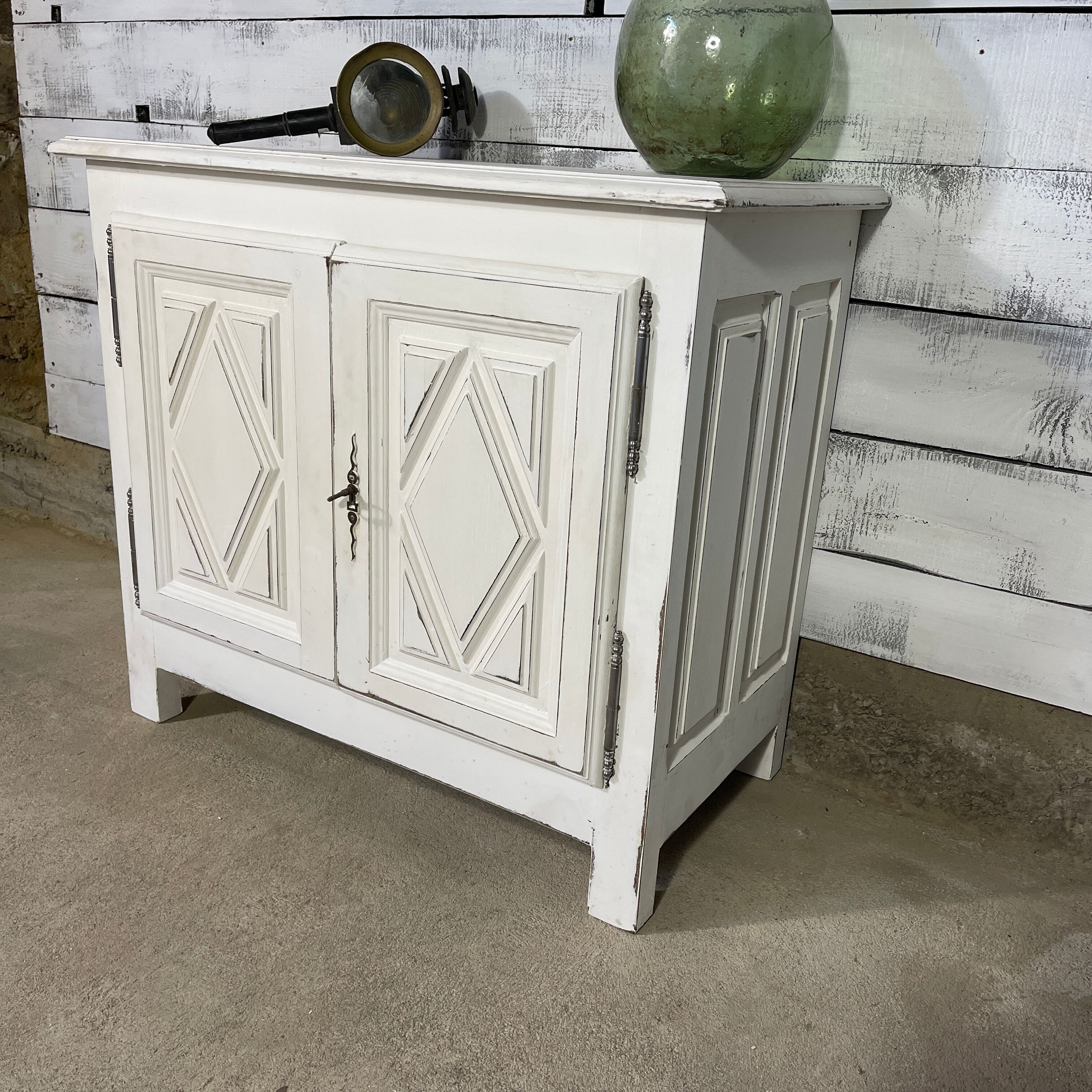 Patinated country buffet