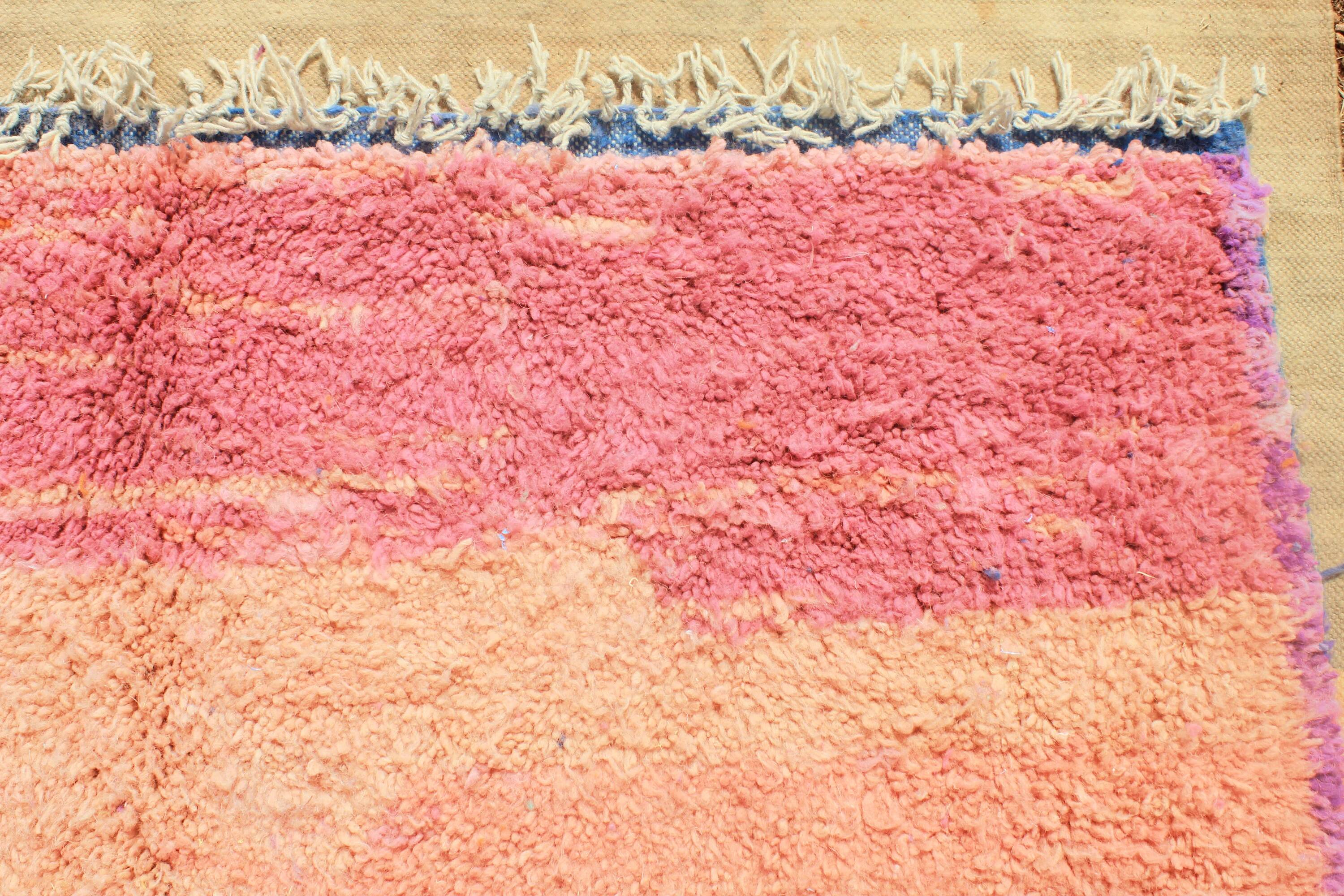 Handmade traditional carpet 250cm x 150cm Moroccan