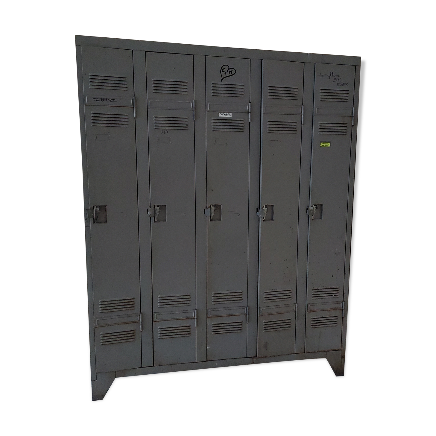 Cloakroom sheet metal factory