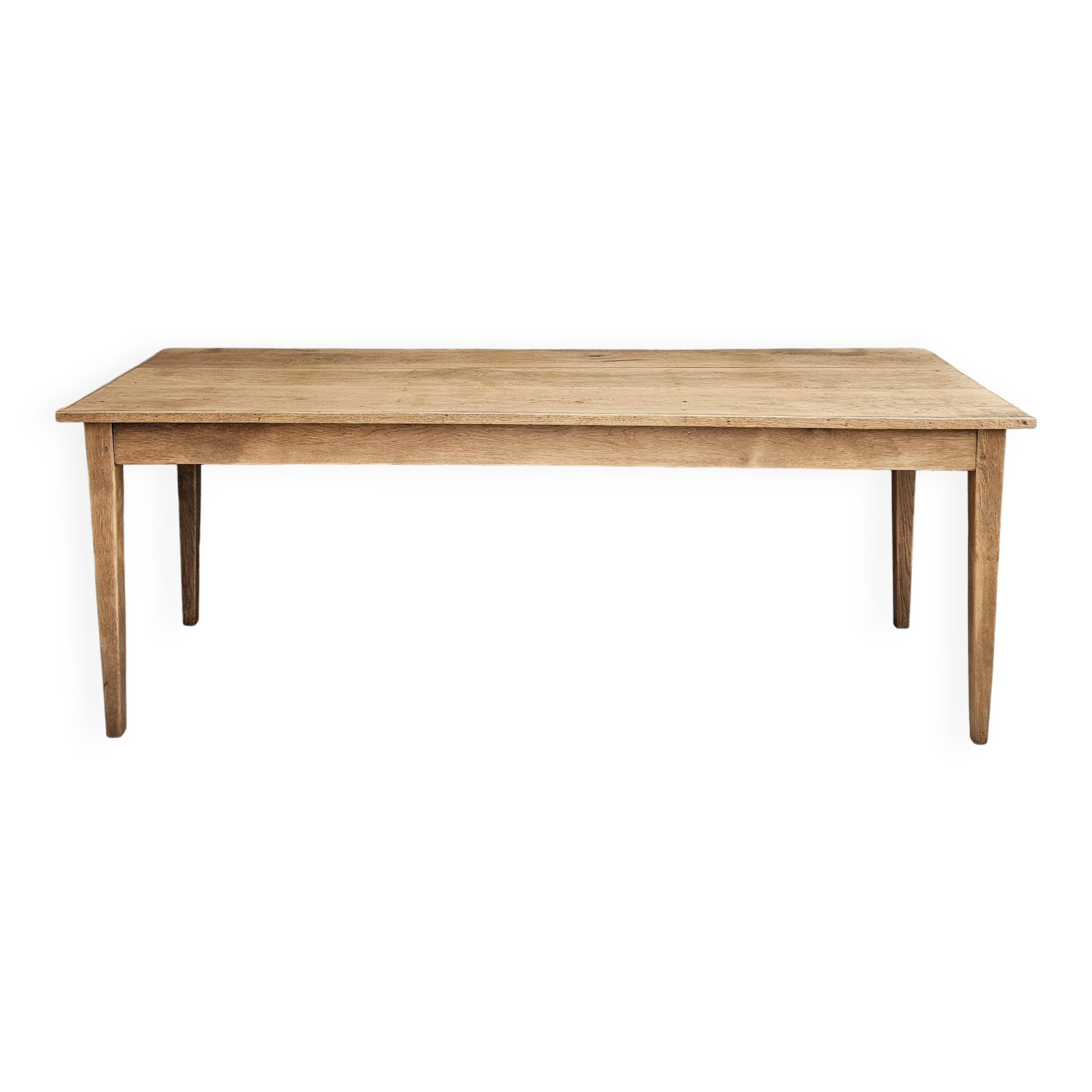 Farm table