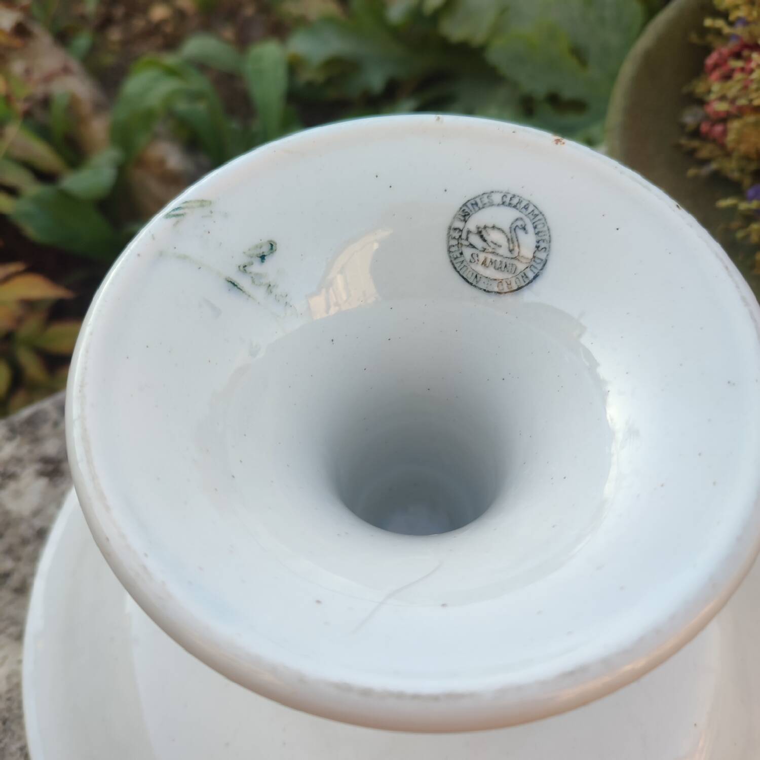 Saint-Amand fruit bowl on foot, new ceramic factories of the North, Molière model