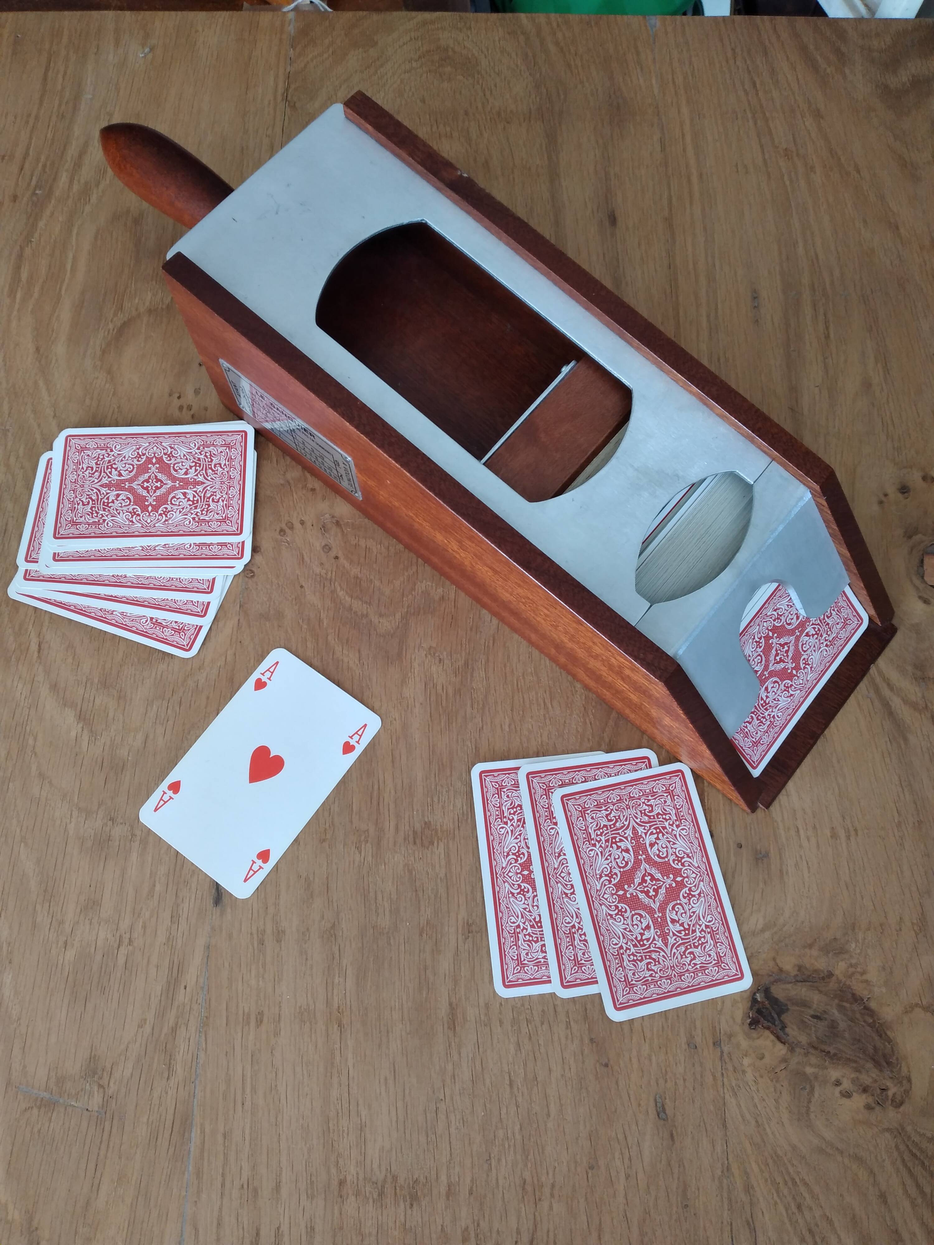 Mahogany croupier's shoe