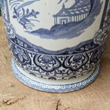 Gien baluster vase, Japanese decor