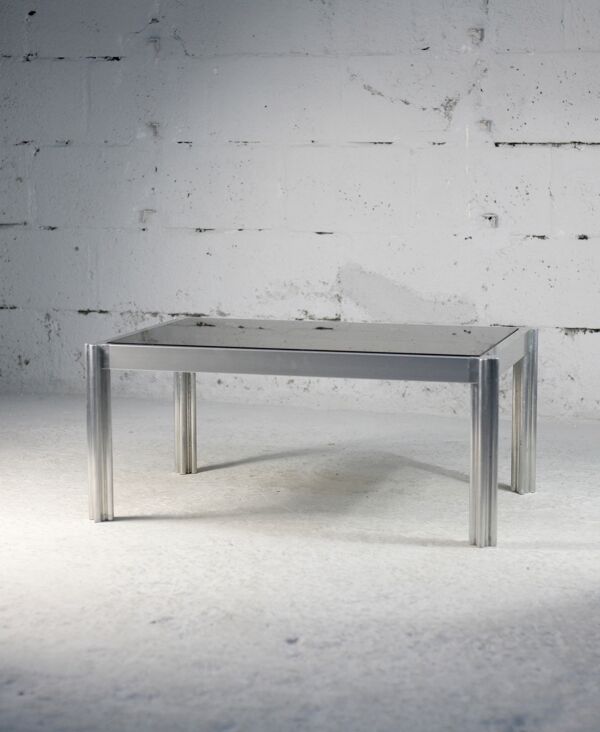 Table basse acier et verre fumé, Mobilier International, 1970