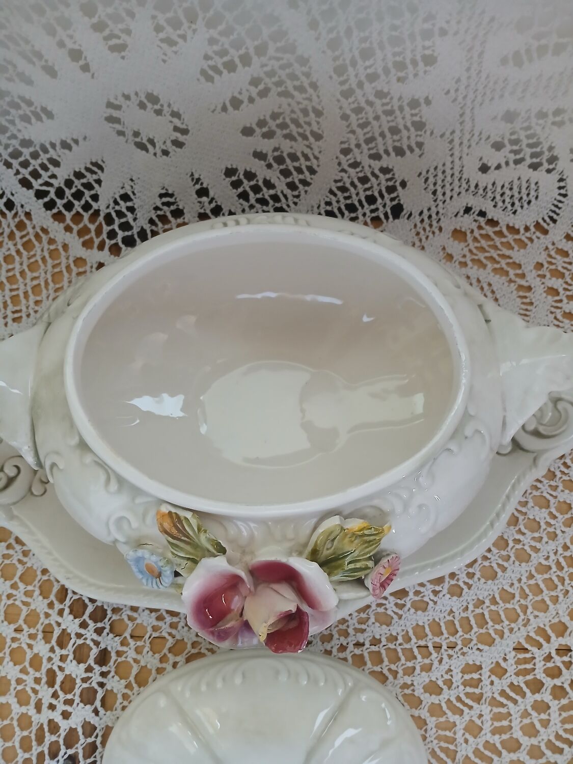 Antique porcelain soup tureen from Naples