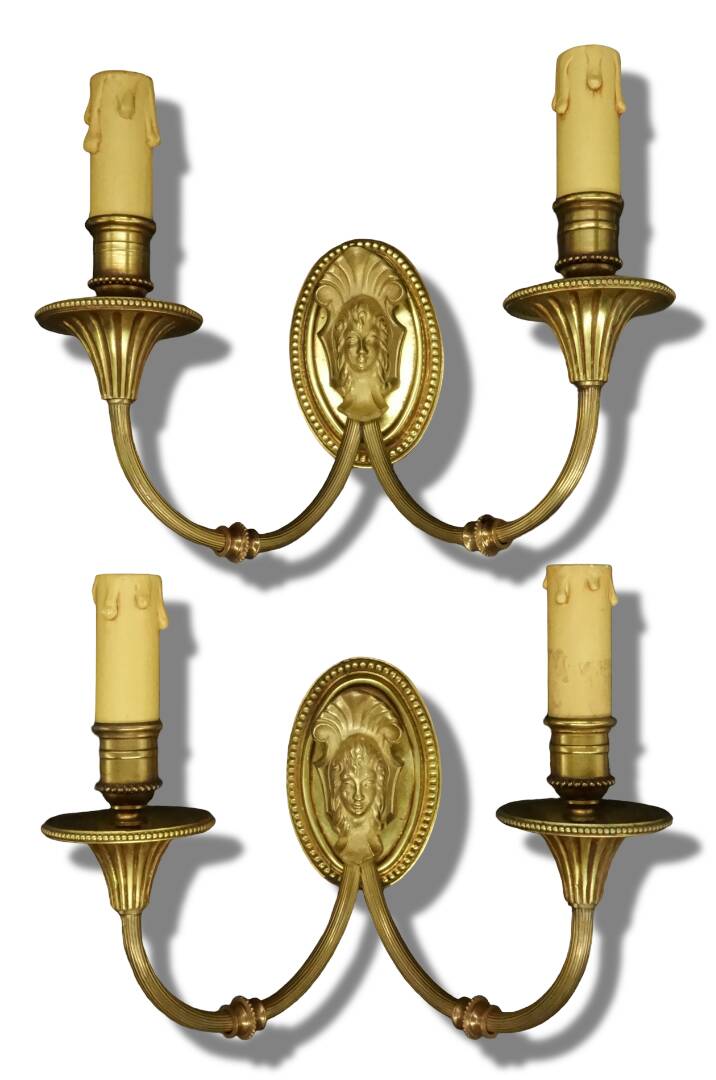 Pair of wall sconces with female masks in Louis XVI style - gilded bronze