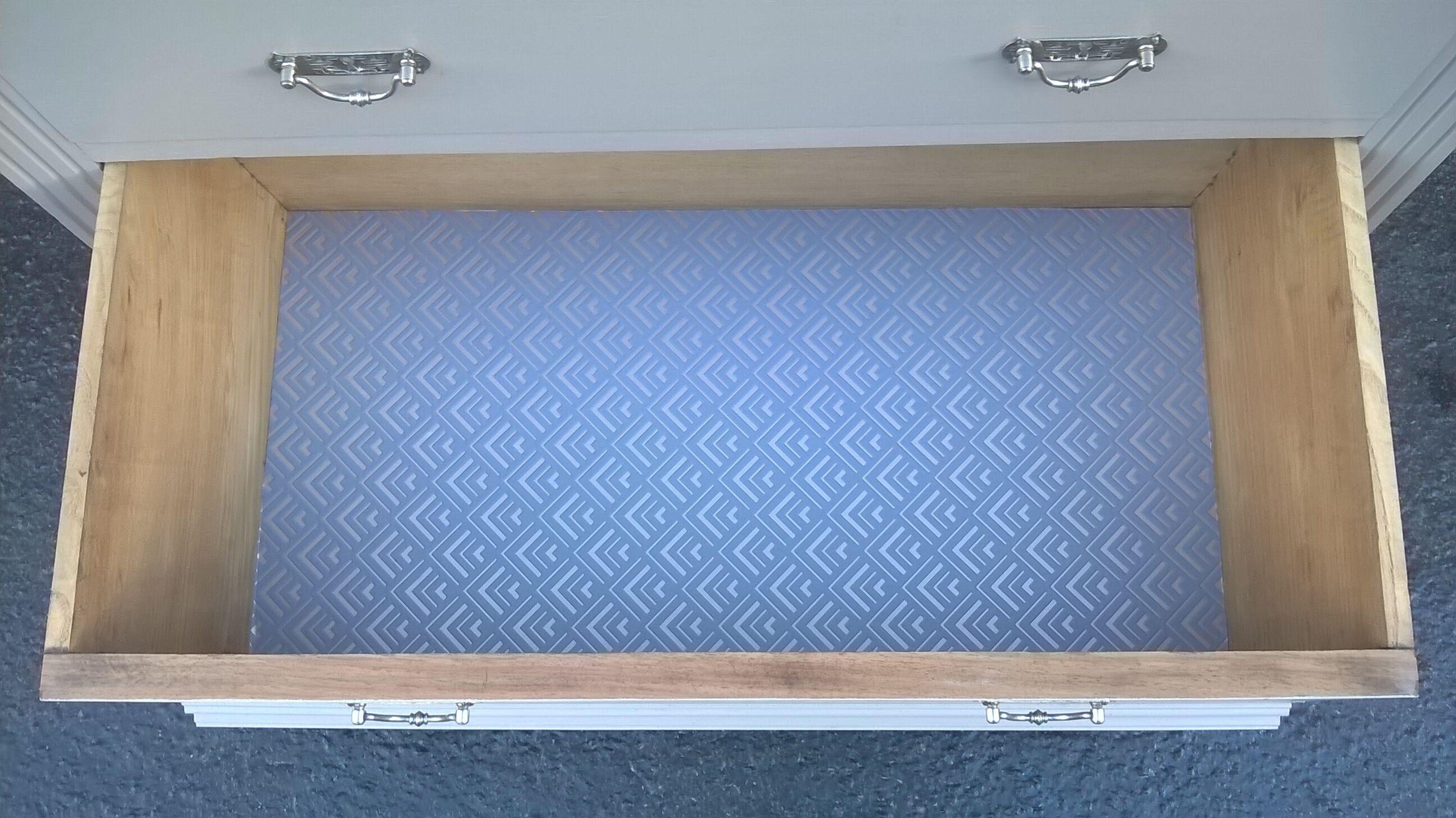 Parisian hotel wardrobe from the 1930s