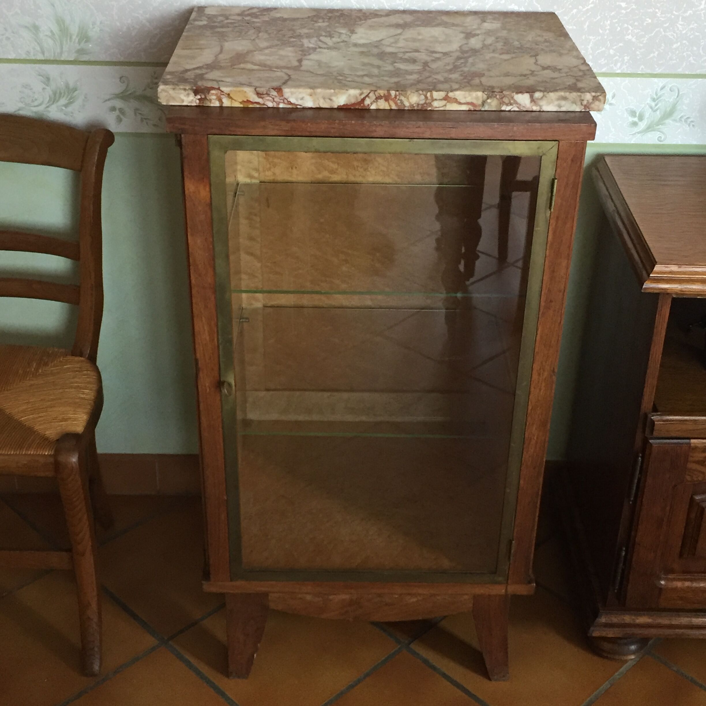 Wooden showcase 1930