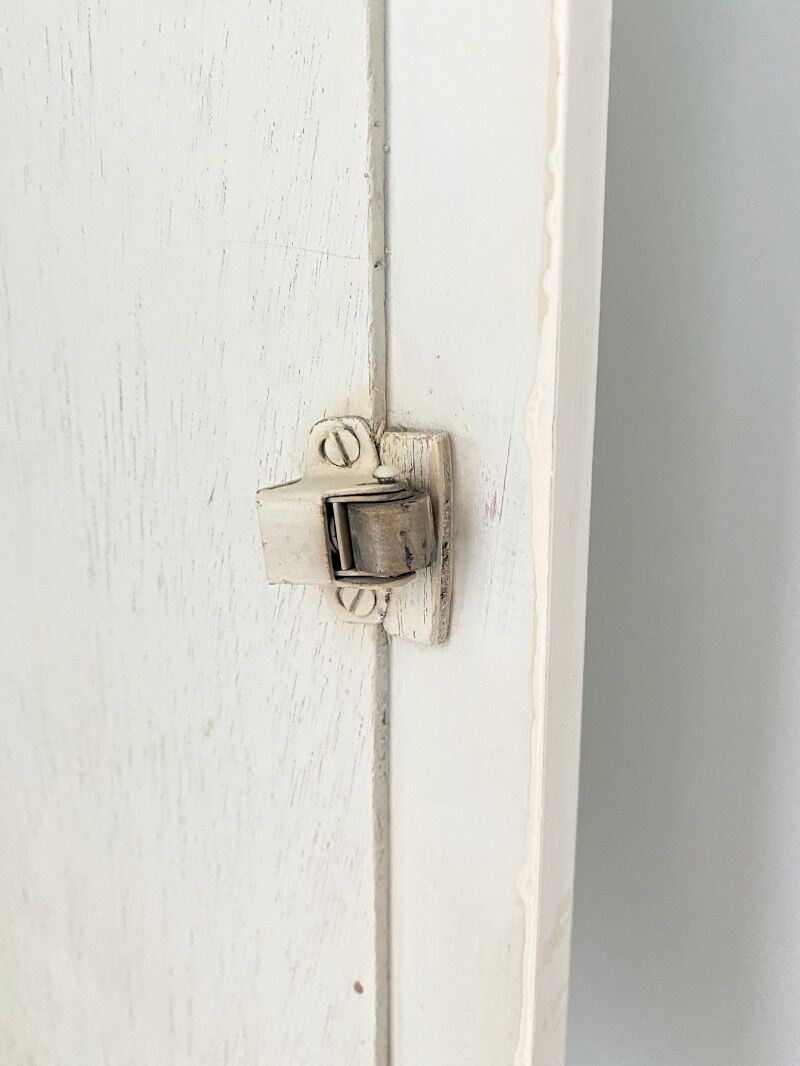 Art Deco mirror toilet cabinet