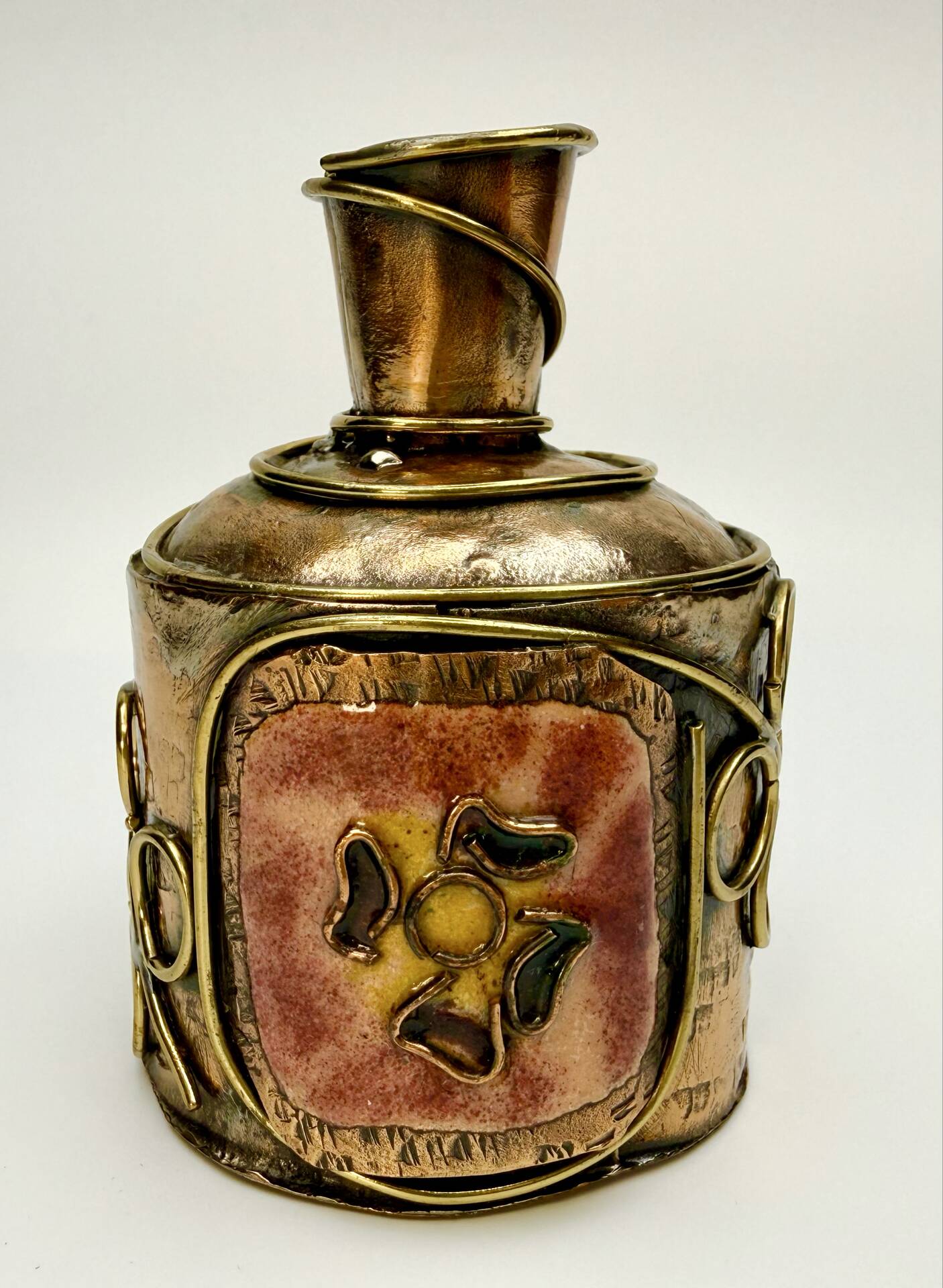 Petit vase soliflore vintage en bronze émaillé – 70’s