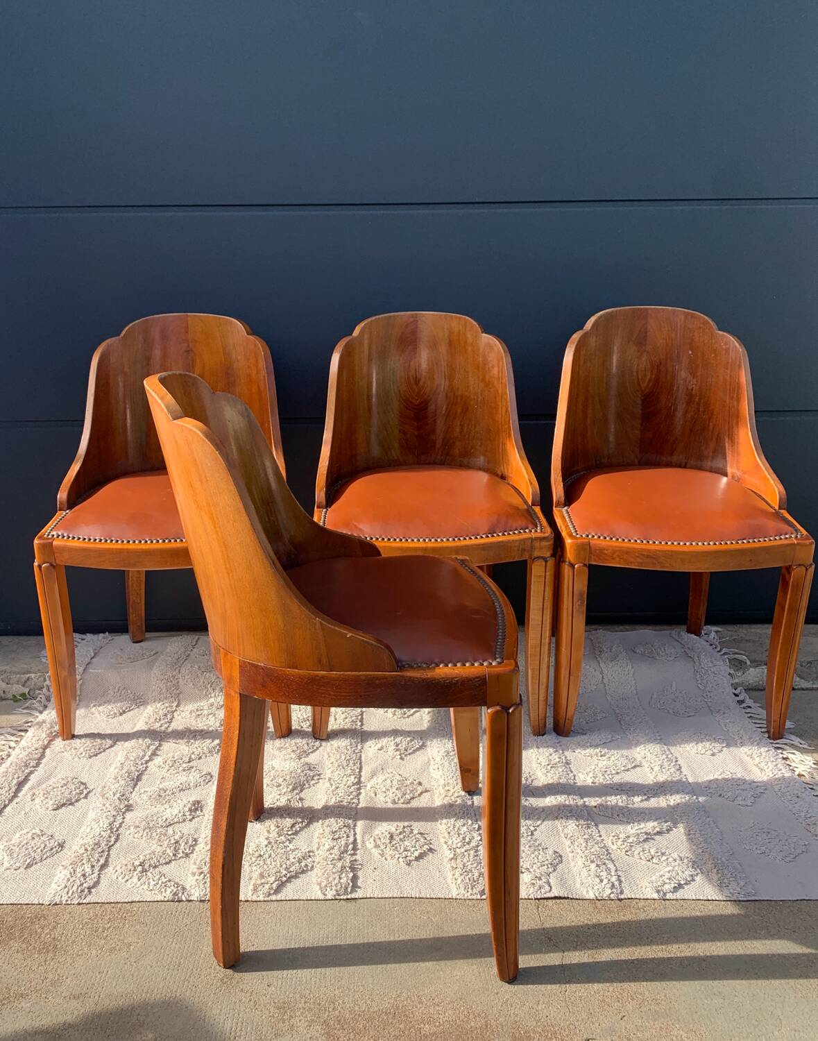 4 vintage Art Deco chairs in wood and cognac leather