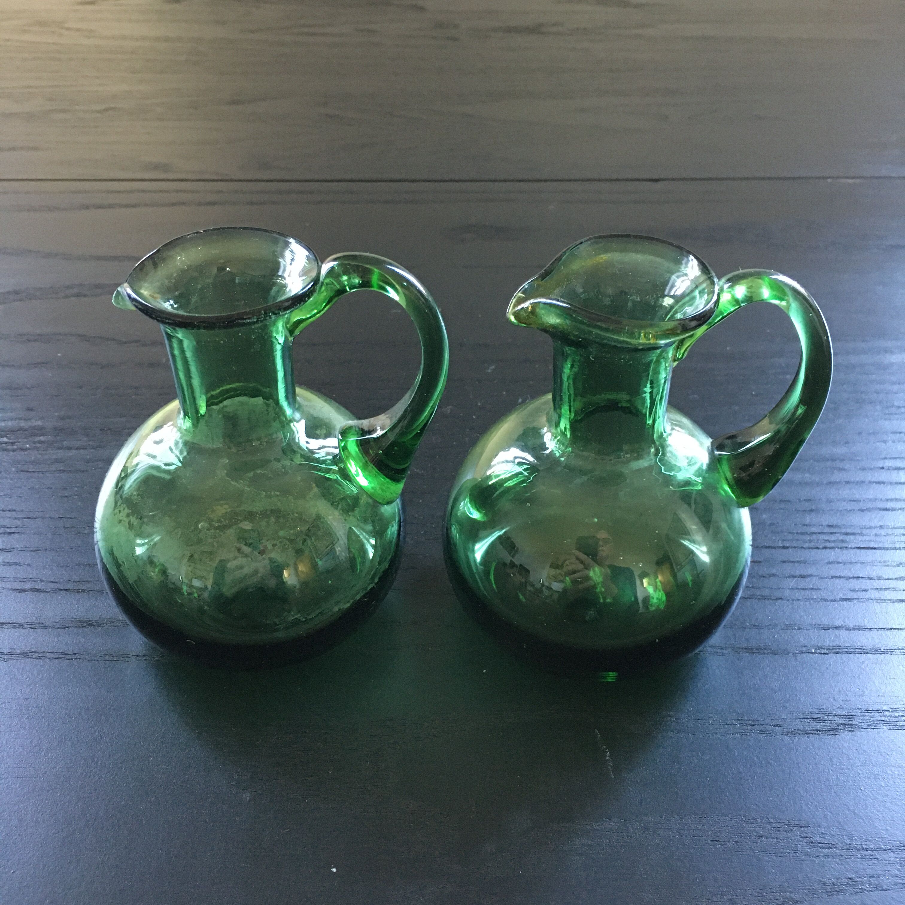 Set of 2 vials green glass