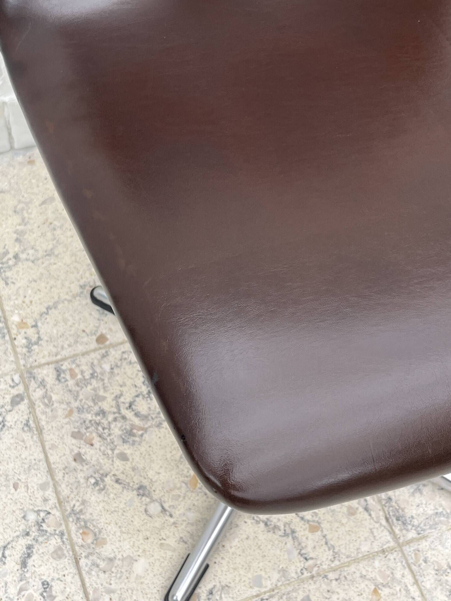 Space Age Swivel Chair Chocolate Brown Skai