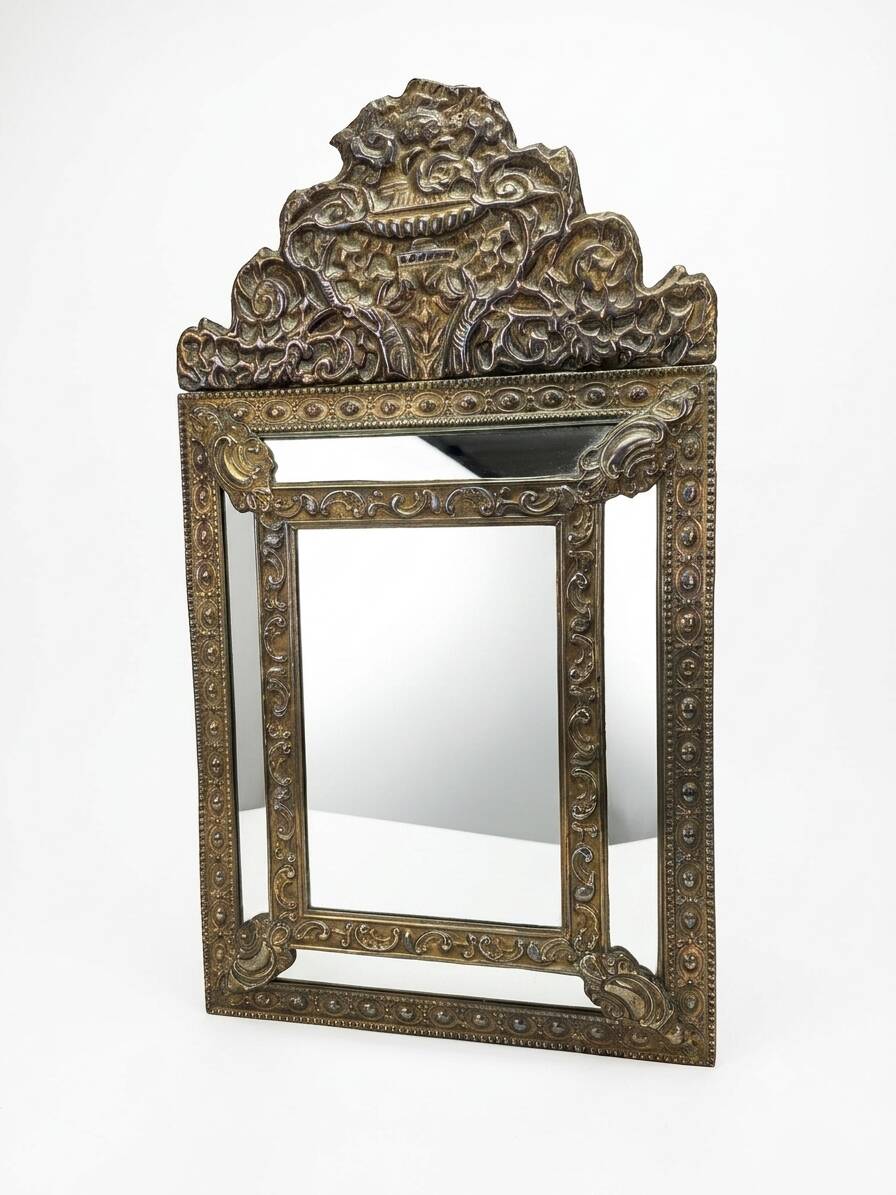 Miroir en laiton à parcloses du XIXe
