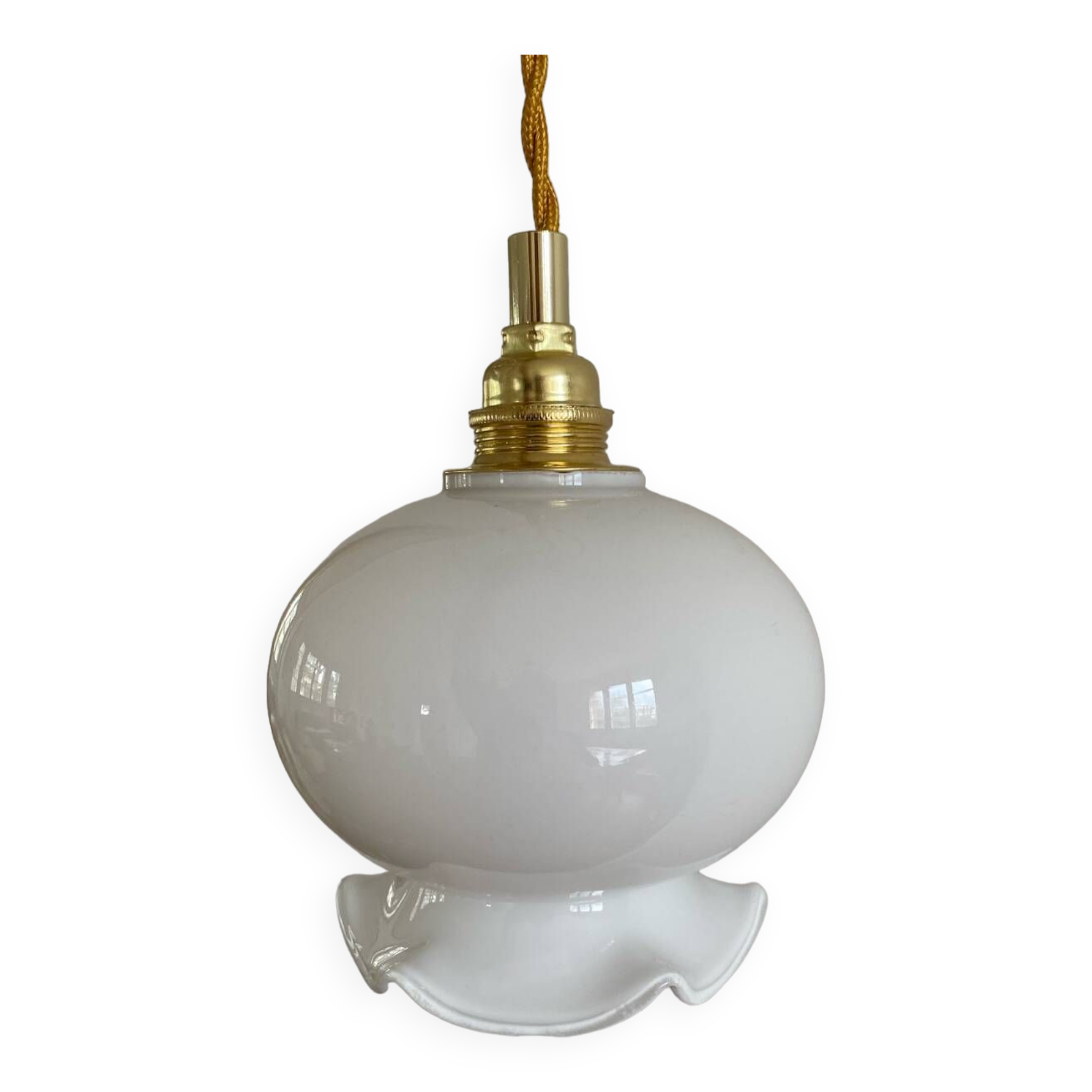 Walking lamp with vintage opaline globe