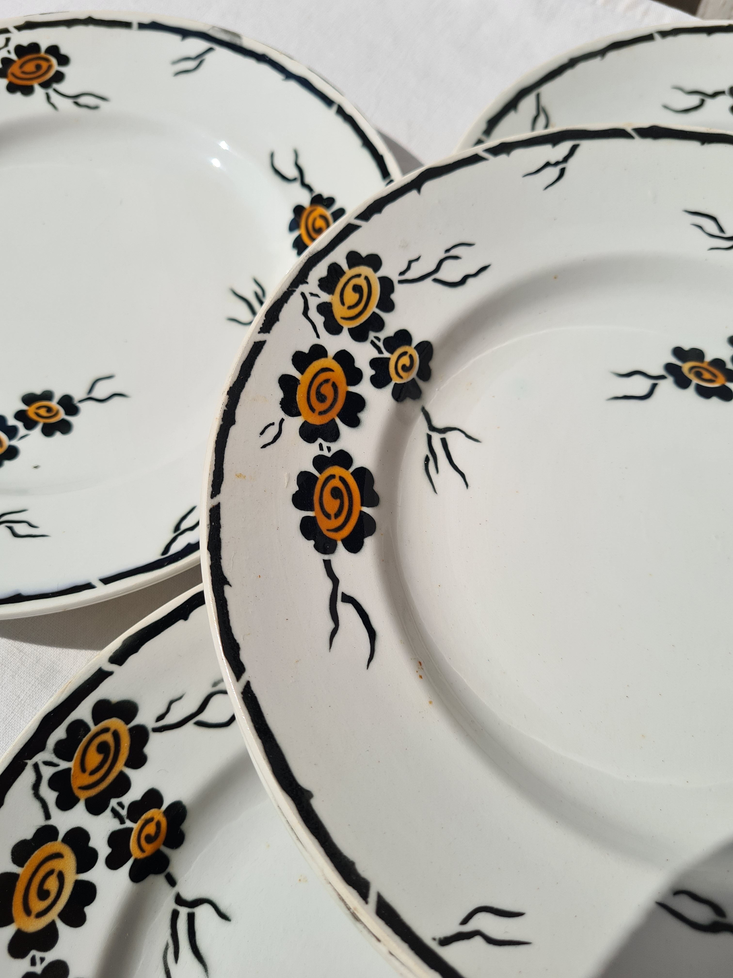 Set of six flat plates orchies nord