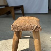 Table d'appoint ou tabouret en teck blond quadripode H:30 L43 l27