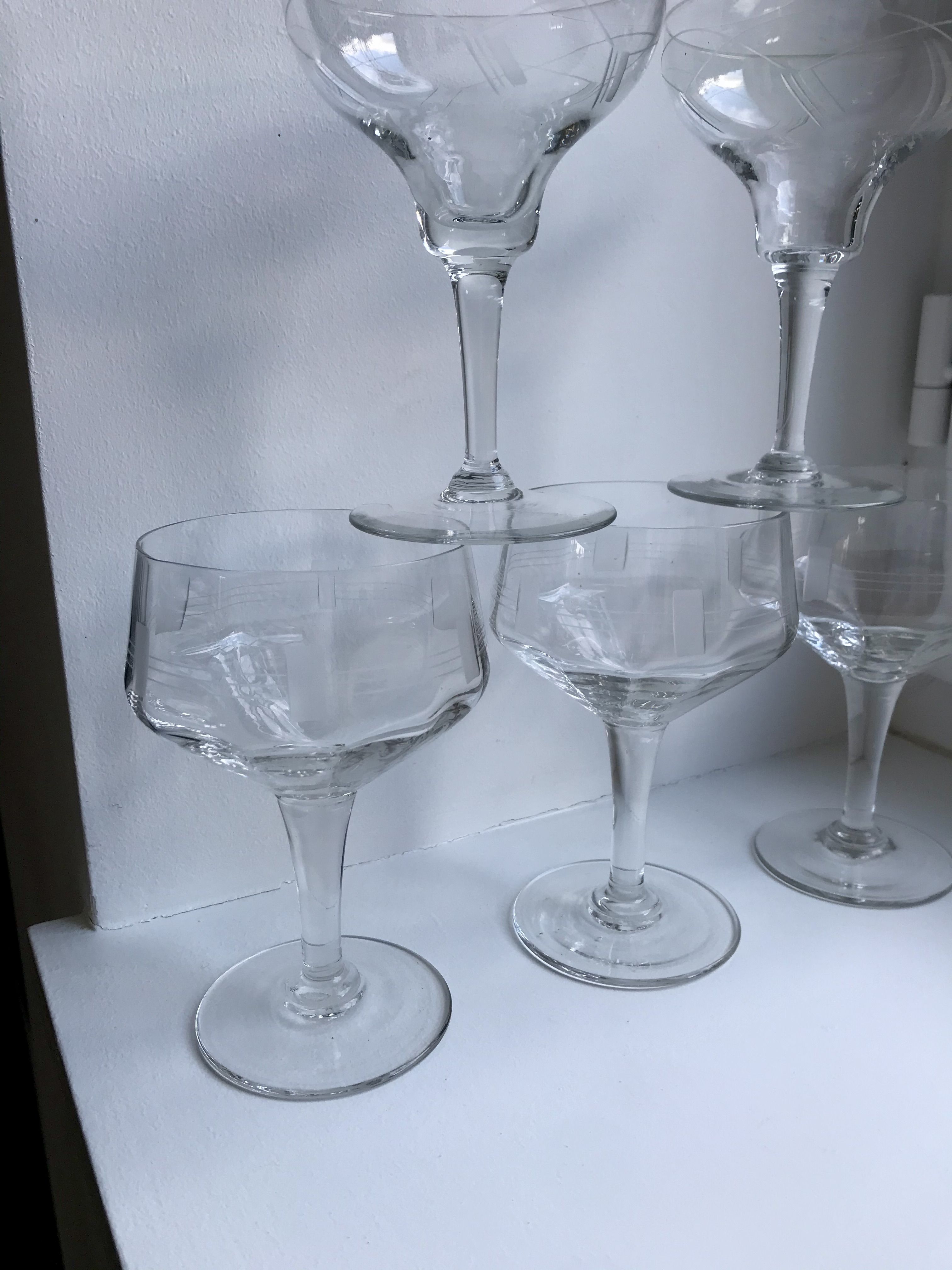 Set of 6 champagne glasses in crystal engraved Art Deco 30s