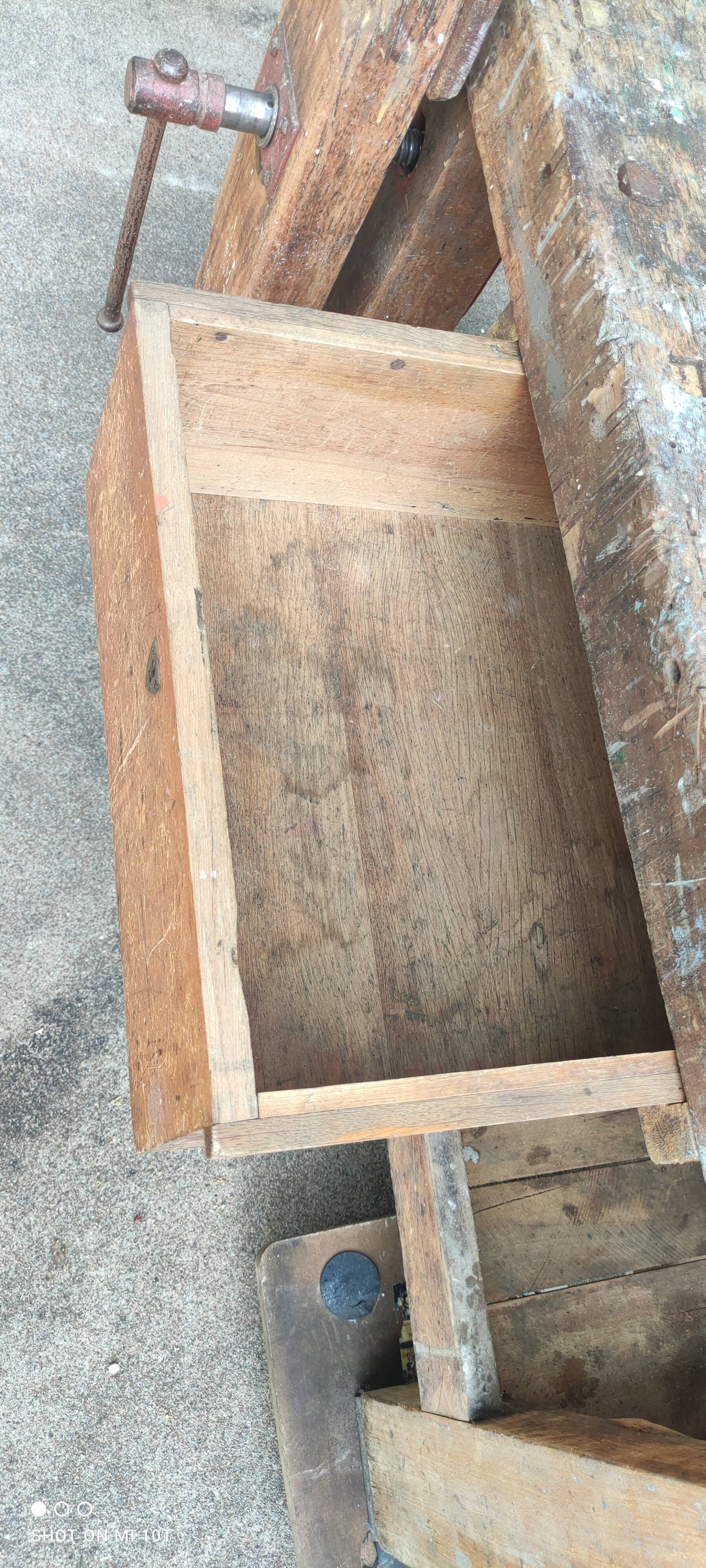 Établi ancien de métier