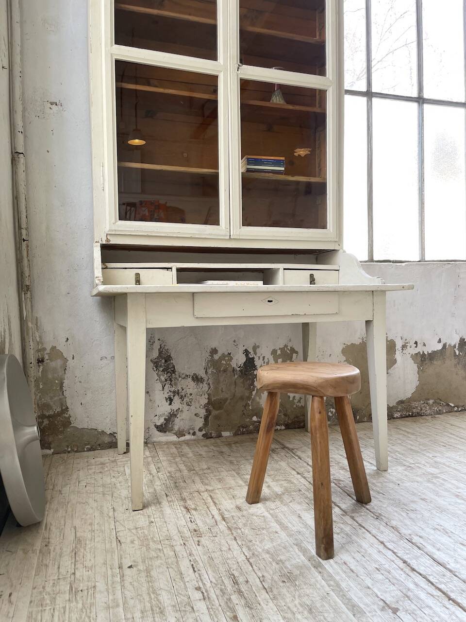 20th century showcase office