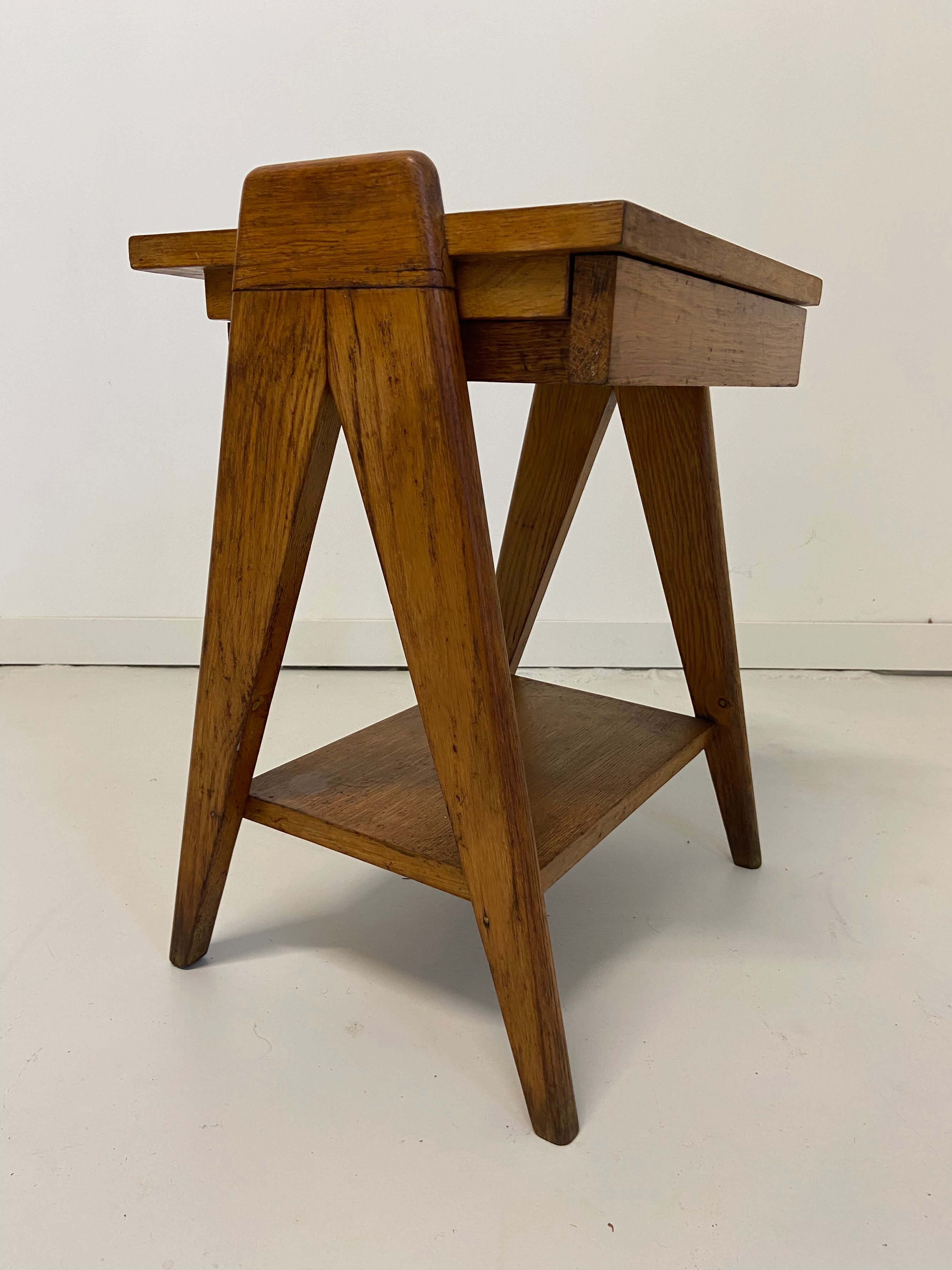 Oak bedside foot compass