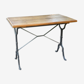 Table bistro feet cast cast plateau solid wood