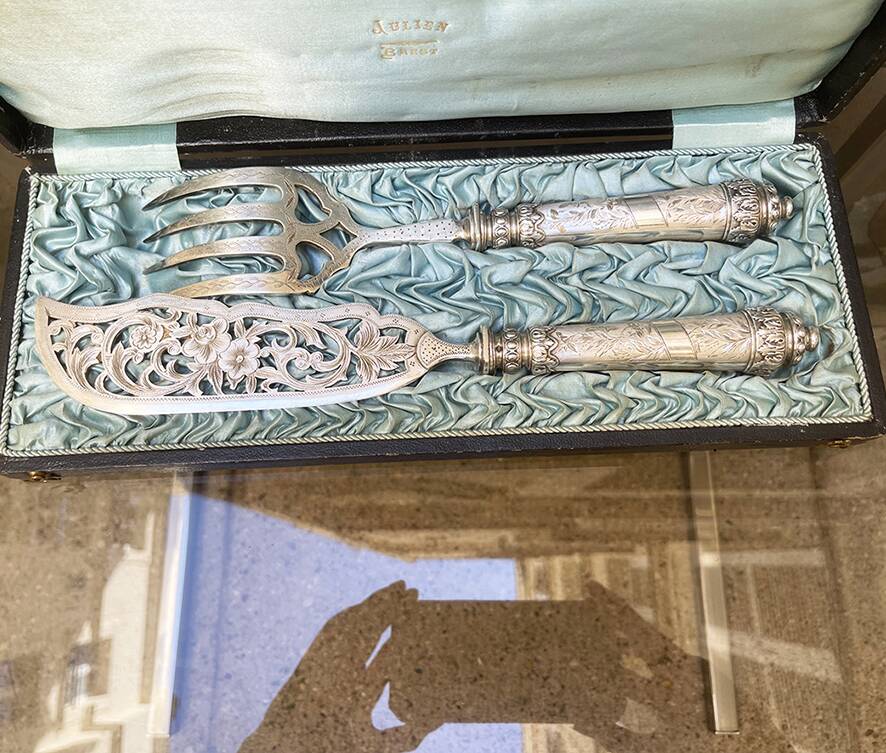 Antique fish cutlery in Louis XVI style – Julien Brest