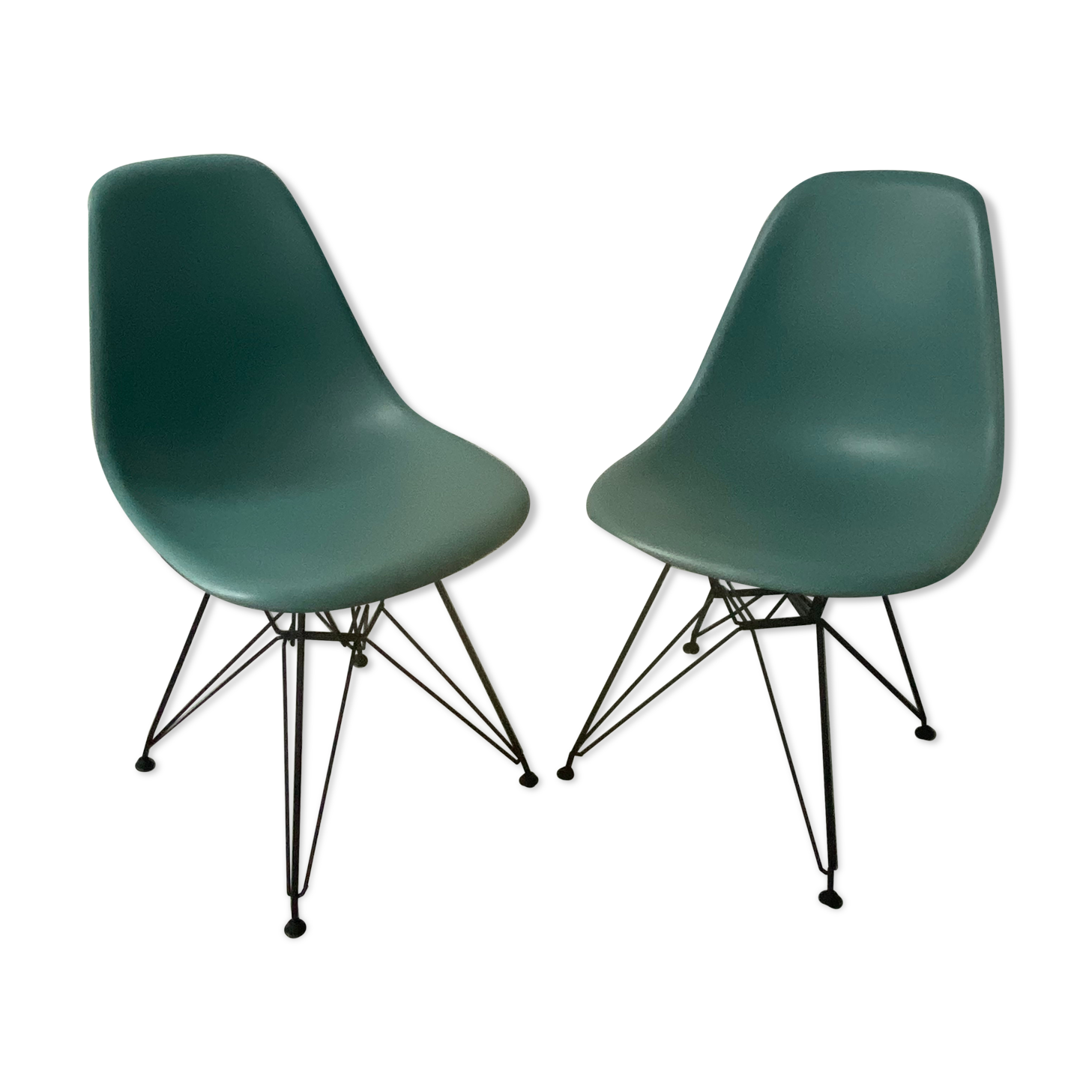 Paire de chaises de Charles et Ray Eames édition Vitra récente