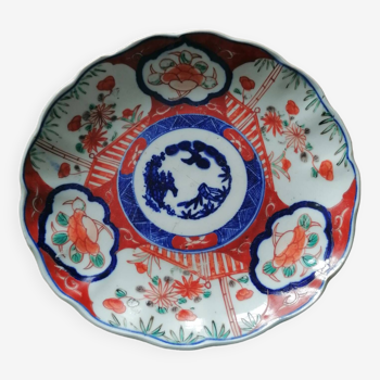 Imari plate, 19th century Japanese decor