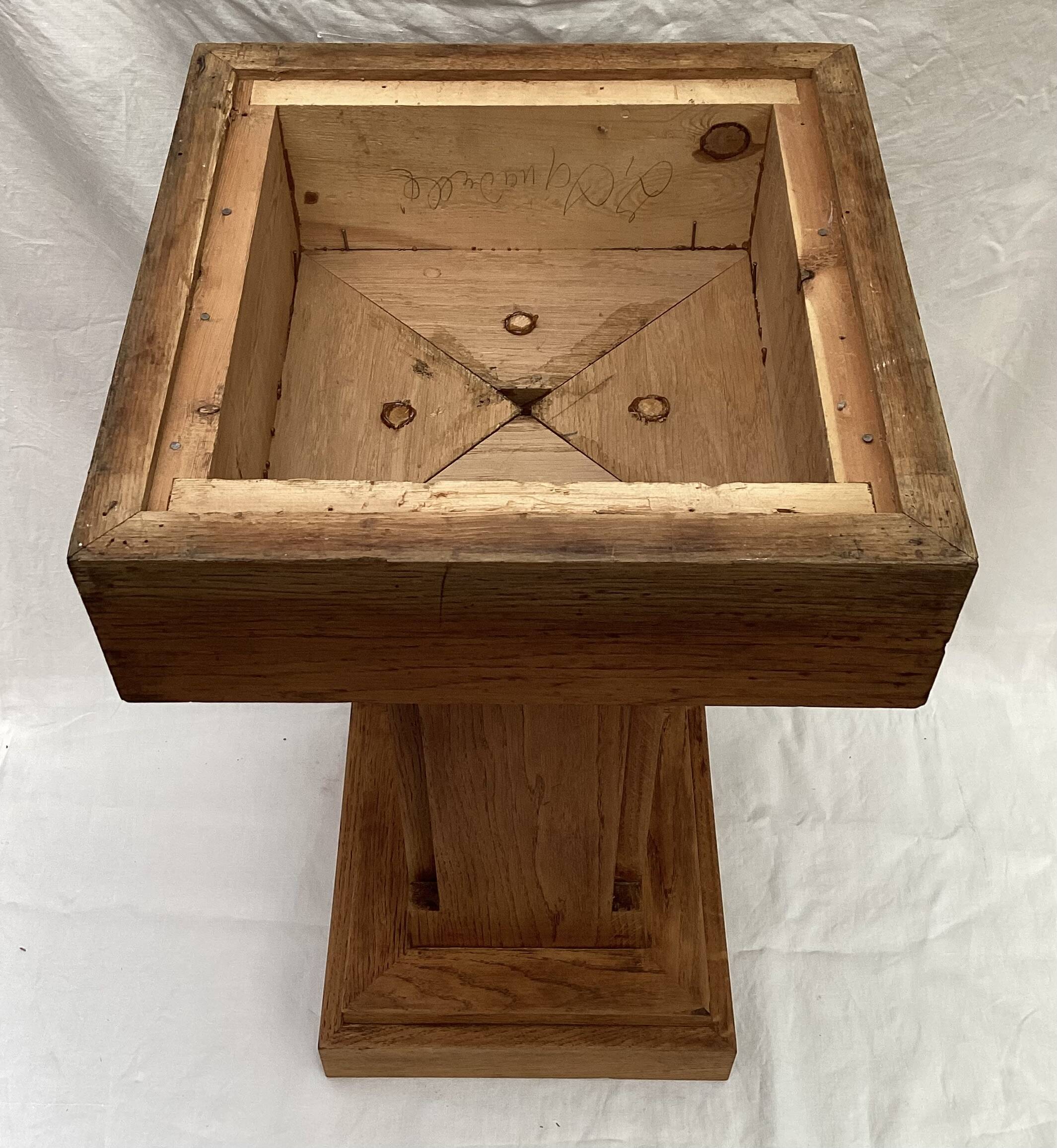 Oak wood column dimensions: height -70cm - width -38cm-