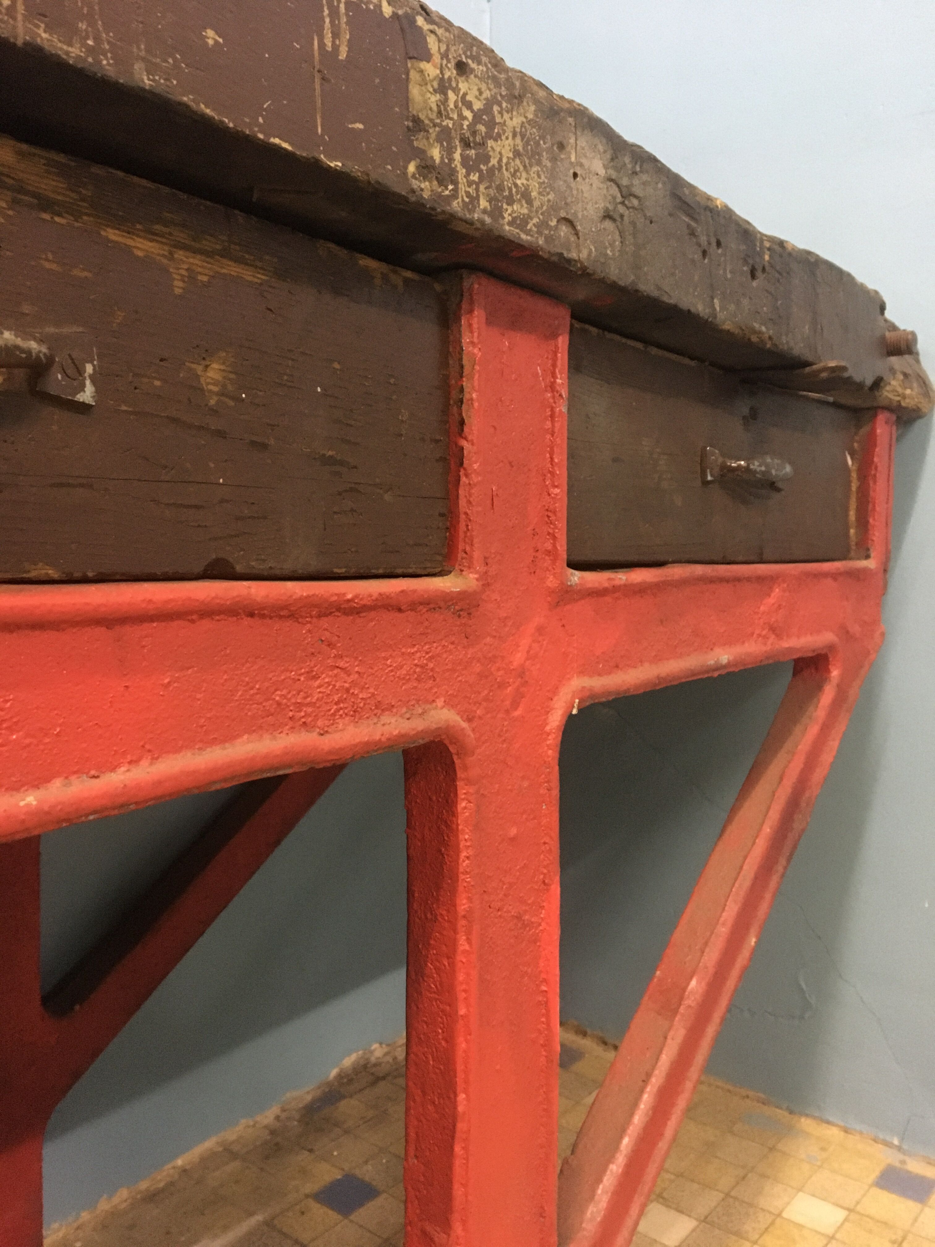 Former industrial workbench