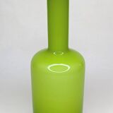 Vase opaline vert lime Otto Brauer
