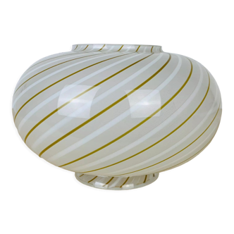 Abat day striped glass globe