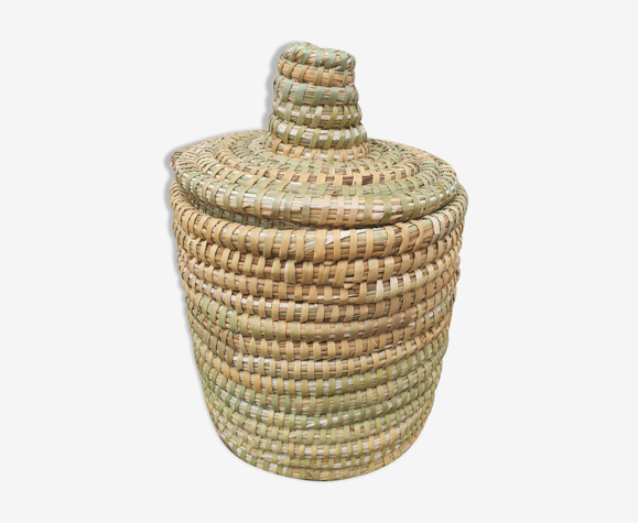 Petit panier en osier naturel