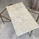 Table basse marbre blanc gris structure en métal laiton doré vintage 60s